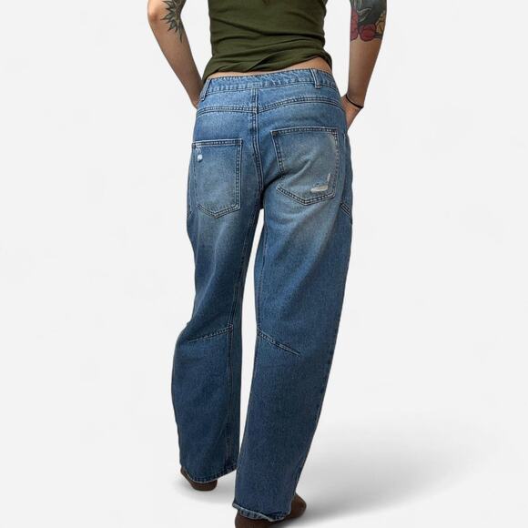 Barrel leg distressed denim jeans - Picture 2 of 7